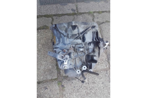 MINI F54 F55 F56 F57 2 0D CHEST 23 00 7638378 08 GS6 59DG BFR