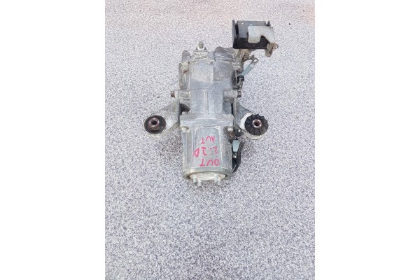 OUTLANDER III LIFT BRIDGE REAR 2 2D AUTOMATIC Engine type gasoline diesel