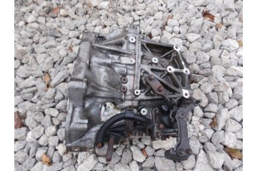 gearbox toyota verso avensis t25 2ad 2 2 d4d