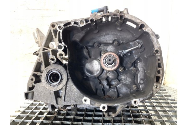 GEARBOX RENAULT SCENIC II 8200210038 1 6 113KM 03 10