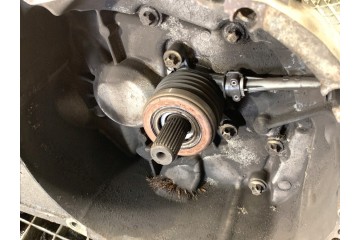GEARBOX RENAULT SCENIC II 8200210038 1 6 113KM 03 10 Quality of parts according to GVO O original with manufacturer s logo OE