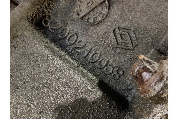 GEARBOX RENAULT SCENIC II 8200210038 1 6 113KM 03 10 Catalog number of the part LORK 556 17444 8200210038