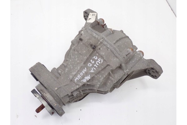 BRIDGE DIFFERENTIAL REAR ALFA ROMEO GIULIA 00552779450 2 2D Catalog number of the part MOST DYFER DYFERENCJAL TYL TYLNY ALFA ROM