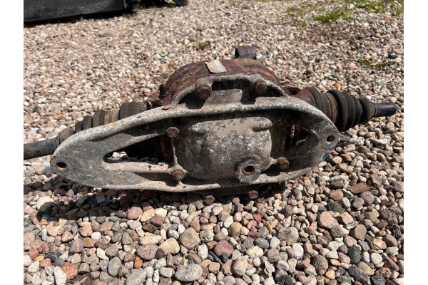 Rear differential Mercedes Benz Vito Viano W639 a6393501214 Car type passenger cars
