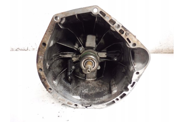 MANUAL TRANSMISSION 711 605 MERCEDES SPRINTER W903 2 2 CDI 82 KM 00 06