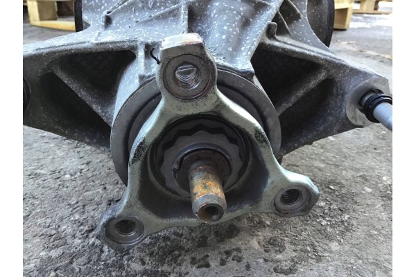 2024 Mercedes Benz E W214 Rear differential A2063510200 Installation side multipurpose