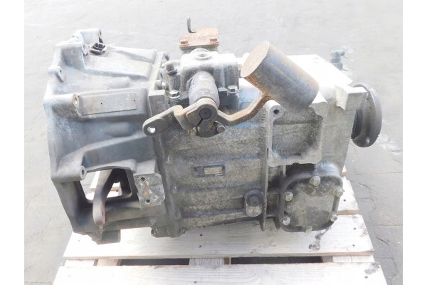IVECO EUROCARGO 120E21 19 5 02 08 GEARBOX 8872132 Engine type diesel
