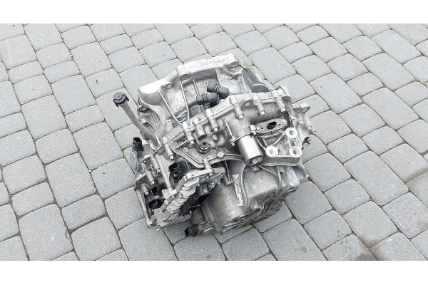 Transmission Mercedes 1 5 DCI Catalog number of the part 7003702000 Parts