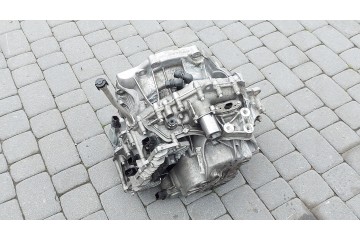 Transmission Mercedes 1 5 DCI Catalog number of the part 7003702000 Parts