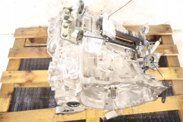 GEARBOX AUTOMATIC TOYOTA COROLLA CROSS XG10 2 0HYBRID 1VM Catalog number of the part 1VM