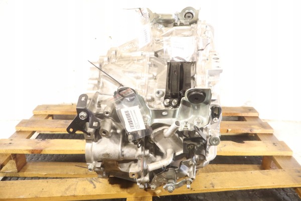 GEARBOX AUTOMATIC TOYOTA COROLLA CROSS XG10 2 0HYBRID 1VM Transmission type automatic