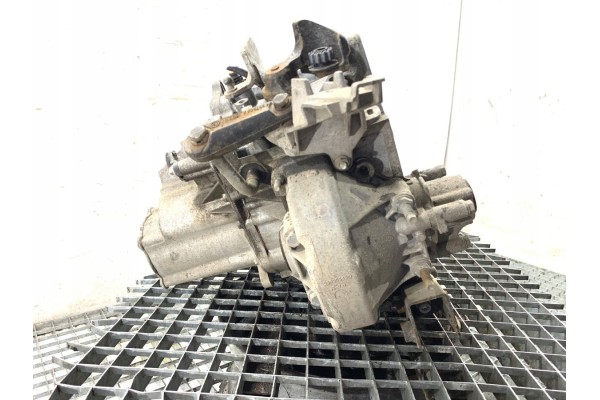 GEARBOX PEUGEOT 308 II 20V249 1 2 110KM 13 21 Transmission type not specified