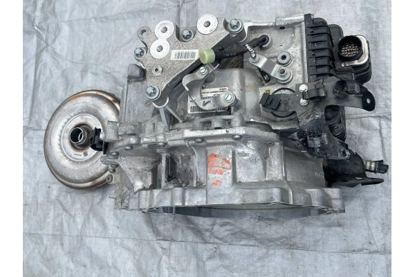 JEEP RENEGADE AUTOMATIC TRANSMISSION 2 4 PETROL 2X4 Engine type gasoline