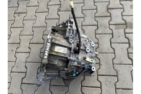 RENAULT SCENIC III 1 6 DCI GEARBOX ND4 009 130tys km