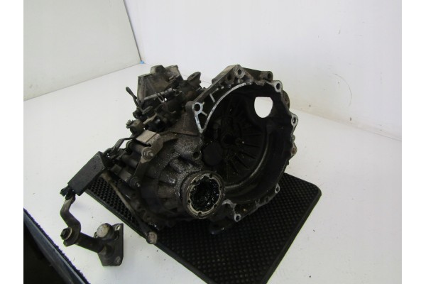 SKODA OCTAVIA AND 1U MANUAL GEARBOX 1 6 102KM AVU 5B MT DUU