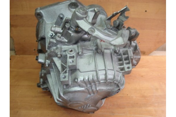 Caja de cambios OPEL ASTRA H 1.3 CDTI M20 6 velocidades 55186620 55192