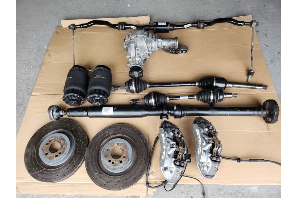 Mercedes Benz X166 ML GL 63AMG DIFFERENTIAL FRONT 1663300300 Part manufacturer Mercedes Benz OE