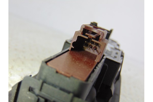  MANDO ELEVALUNAS DELANTERO IZQUIERDO PEUGEOT 407 COUPÉ Pack 2006 199491 PEUGEOT - 3