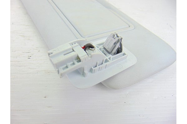 PARASOL IZQUIERDO PEUGEOT 208