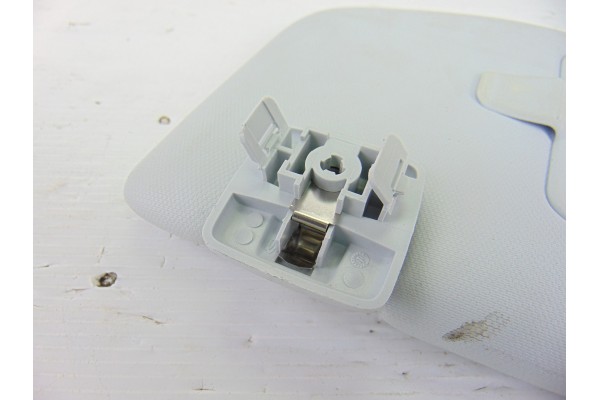 PARASOL IZQUIERDO PEUGEOT 208