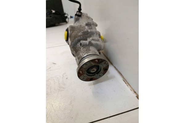 Differential bridge front BMW X4 G02 2 0D xdrive Installation side front