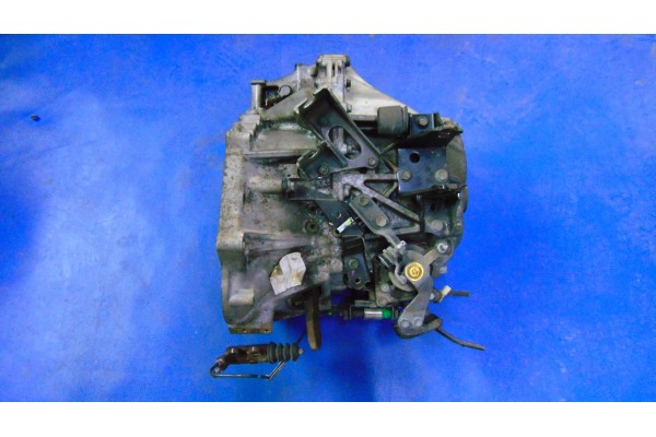 GEARBOX 6 GEARS 2 0D4D TOYOTA AVENSIS T27 09 18R