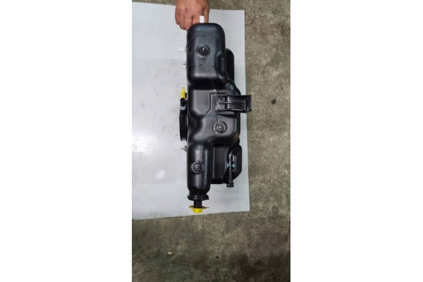 TANK ADBLUE RENAULT MASTER III 172A22038R Car type passenger cars