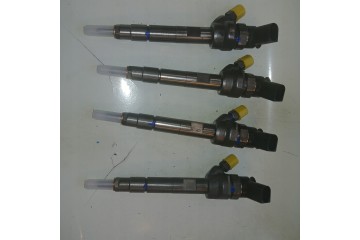 Inyector Bosch 0 445 110 646 para motor diésel Common Rail