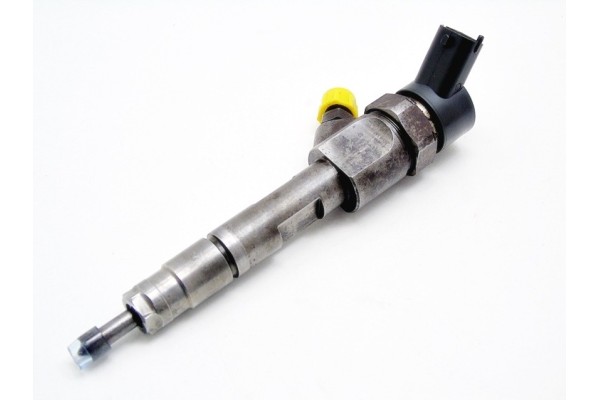 BOSCH 0 445 110 146 Injection nozzle
