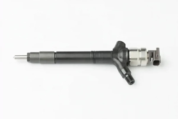 INJECTOR DCRI107670 DENSO TOYOTA AURIS