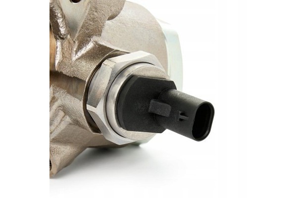 High pressure pump for AUDI A6 Avant 4G5 4 EAN GTIN 4064138475921