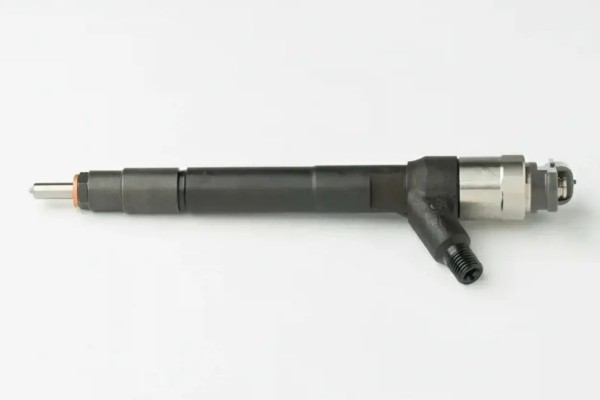 INJECTOR DCRI300770 DENSO OPEL VAUXHALL ASTRA