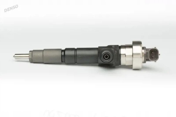 INJECTION NOZZLE DCRI106990 DENSO ISUZU Part manufacturer Denso