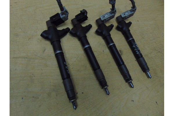 TOYOTA DCRI200420 DEN INJECTOR Catalog number of substitutes 23670 29115 23670 29116 DCRI200430 295900 0060 295900 0090 295900 0
