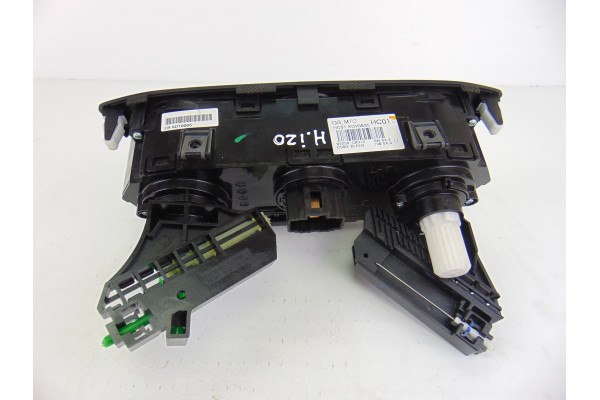 97250-C8010 MANDO CLIMATIZADOR HYUNDAI I20 (GB) Classic 2015 97250-C8010 194195 HYUNDAI - 1