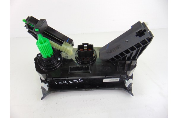 97250-C8010 MANDO CLIMATIZADOR HYUNDAI I20 (GB) Classic 2015 97250-C8010 194195 HYUNDAI - 3