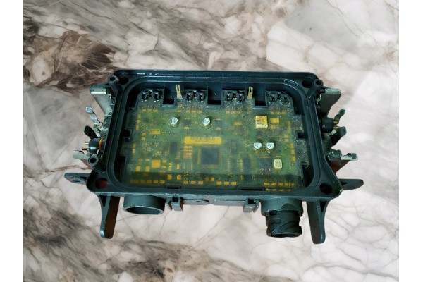 VALVE ELECTRONICS BRAKE MODULATOR EBS DAF XF 105 85 CF EURO 5 Catalog number of the part ELEKTRONIKA ZAWORU MODULATOR HAMULCOWY 