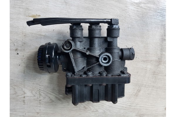 VALVE ECAS MB MAN DAF Catalog number of the part 4728800010