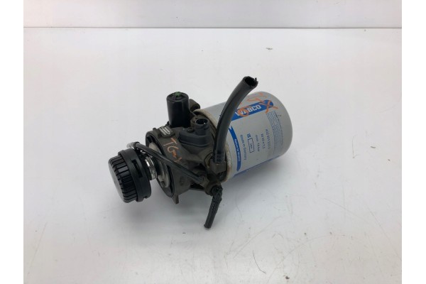MAN TGM TGX TGS EURO 6 VALVE DEHUMIDIFIER 81521026370 LA8543 K017711 Catalog number of the part 81521026370Q LA8543Q K017711Q