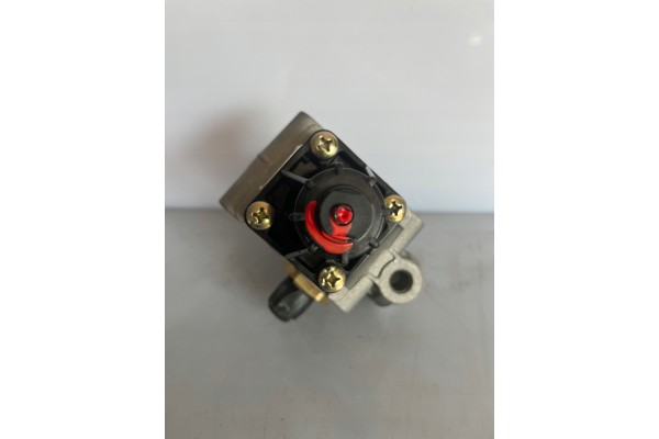 New pressure control valve 9753035030 WABCO Original Car type trucks