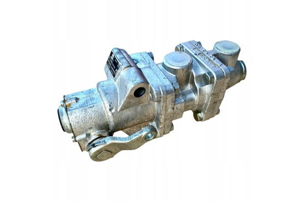 TATRA 815 MAIN BRAKE VALVE