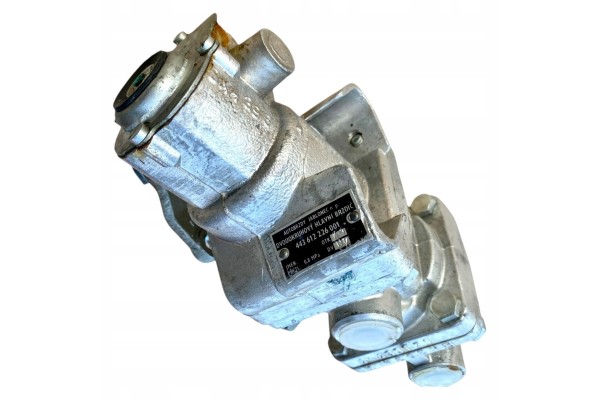 TATRA 815 MAIN BRAKE VALVE Catalog number of the part 00032 ZAWOR HAMULCA GLOWNY HAMULCOWY TATRA 815
