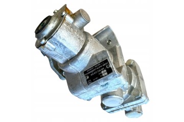 TATRA 815 MAIN BRAKE VALVE Catalog number of the part 00032 ZAWOR HAMULCA GLOWNY HAMULCOWY TATRA 815