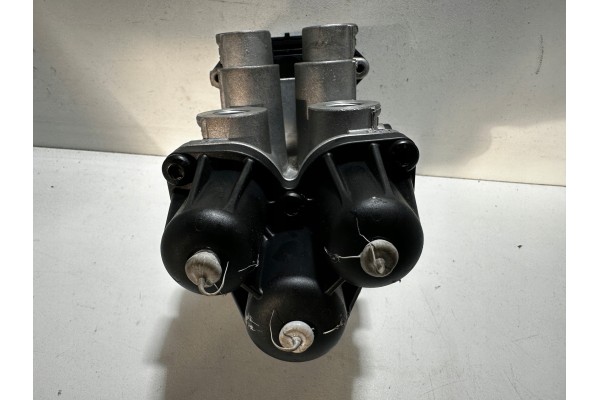 Válvula Deshumidificadora Iveco Hi-Way S-Way 5802223718 9325050040