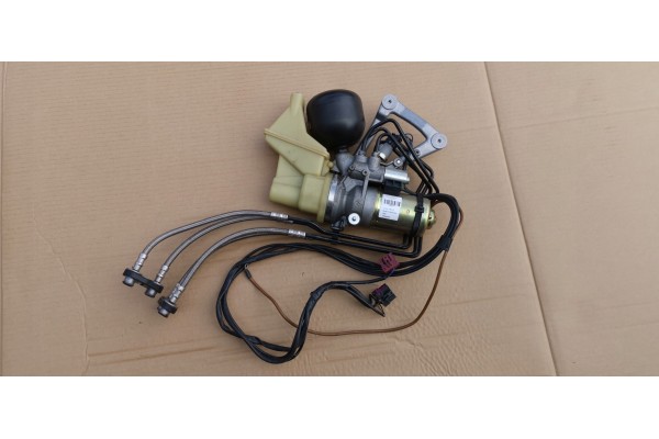 PORSCHE CAYENNE 955 TOUAREG 7L5411601C HYDRAULIC SUSPENSION PUMP