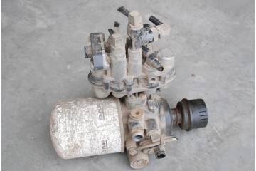 DEHUMIDIFIER VALVE DAF XF 105 SETS