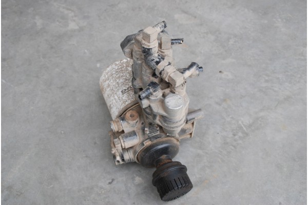 DEHUMIDIFIER VALVE DAF XF 105 SETS Part manufacturer DAF OE