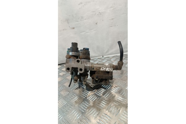 Válvula de 4 Circuitos Renault Knorr-Bremse AE4625 K000516