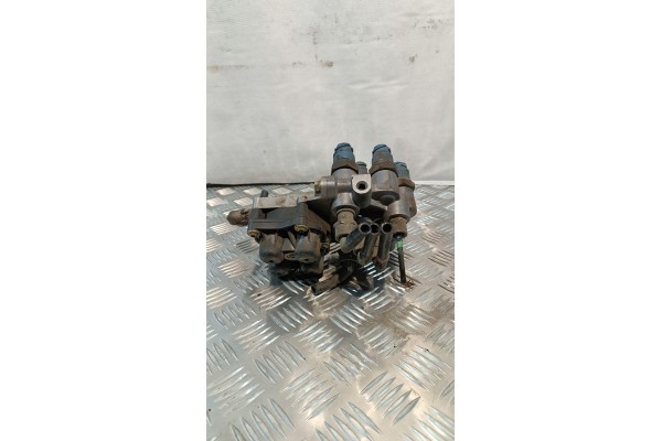 Válvula de 4 Circuitos Renault Knorr-Bremse AE4625 K000516