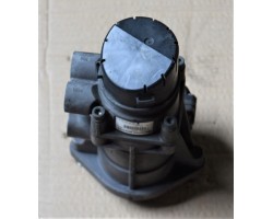 MAIN BRAKE VALVE UNDER PEDAL MAN TGA TGX